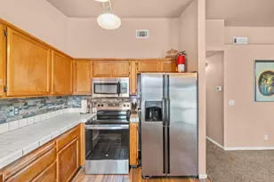 1810 Whispering Oaks Dr, Yuba City, CA 95991 - Photo 14