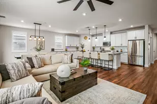 8298 Courage Dr, Sacramento, CA 95829 - Photo 16