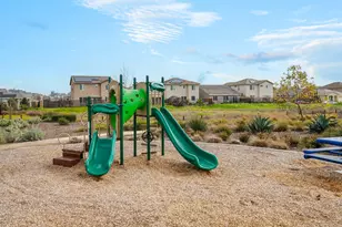 8298 Courage Dr, Sacramento, CA 95829 - Photo 20