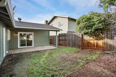 9502 Enchantment Lane, Stockton, CA 95209 - Photo 32