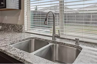 4852 Kinross Court, Merced, CA 95348 - Photo 10