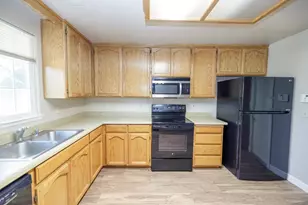 10347 Narciso Way, Coulterville, CA 95311 - Photo 24