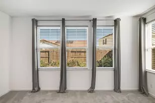 7447 Darque Wy, Elk Grove, CA 95757 - Photo 38