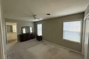 32 E McKenzie Ave, Stockton, CA 95204 - Photo 16