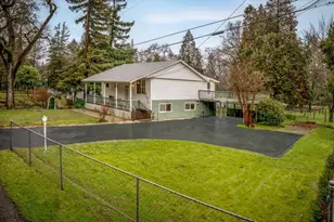 18706 Easy St, Penn Valley, CA 95946 - Photo 30