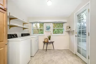 18706 Easy St, Penn Valley, CA 95946 - Photo 16