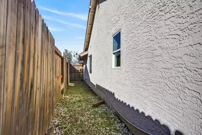 8055 Stags Leap Court, Sacramento, CA 95829 - Photo 44