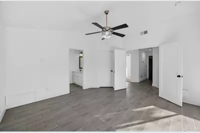 8055 Stags Leap Court, Sacramento, CA 95829 - Photo 24