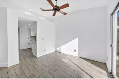 8055 Stags Leap Court, Sacramento, CA 95829 - Photo 12