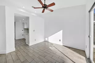 8055 Stags Leap Ct, Sacramento, CA 95829 - Photo 12