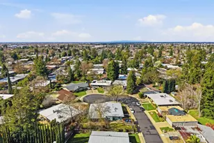 8778 Cling Ct, Elk Grove, CA 95624 - Photo 32