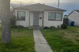 1135 Iowa Ave, Los Banos, CA 93635 - Photo 2