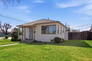 1135 Iowa Ave, Los Banos, CA 93635 - Photo 2