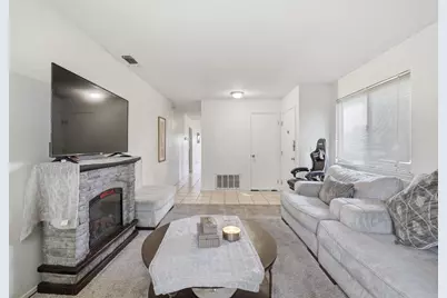 8187 La Riviera Drive, Sacramento, CA 95826 - Photo 6