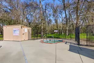 7411 Black Tree Ln, Citrus Heights, CA 95610 - Photo 34