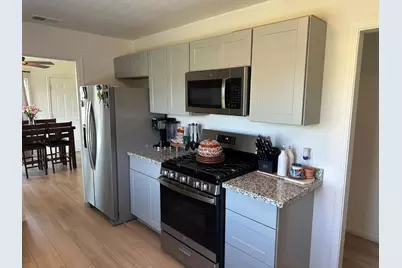 405 E Longview Ave., Stockton, CA 95207 - Photo 8