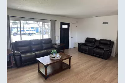 405 E Longview Ave., Stockton, CA 95207 - Photo 14