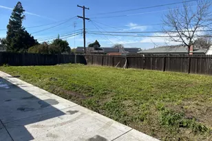 405 E Longview Ave, Stockton, CA 95207 - Photo 40