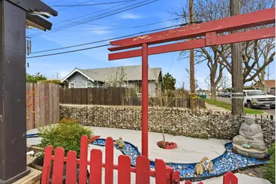 211 N Garfield Street, Lodi, CA 95240 - Photo 4