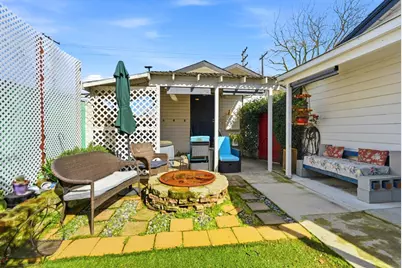 211 N Garfield Street, Lodi, CA 95240 - Photo 32