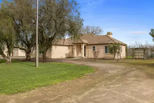 2306 Young Rd, Modesto, CA 95358 - Photo 2