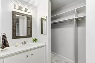 820 Woodside Ln, Sacramento, CA 95825 - Photo 22