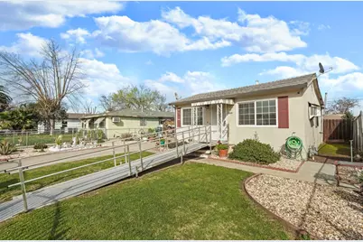 3260 Belleview Avenue, Stockton, CA 95206 - Photo 2