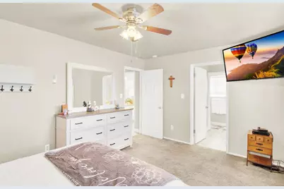 1805 Kienitz Avenue, Modesto, CA 95355 - Photo 32