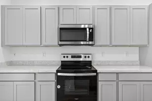 8825 Stratham Wy, Elk Grove, CA 95758 - Photo 26