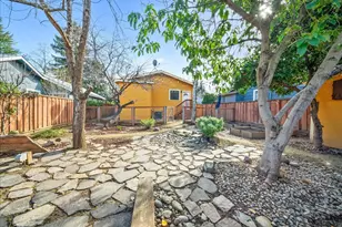 2500 41st St, Sacramento, CA 95817 - Photo 34