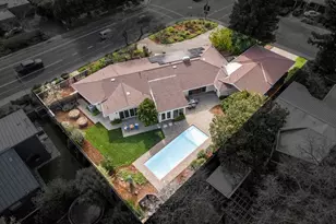 375 W 8th St, Davis, CA 95616 - Photo 4