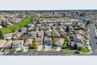 9285 Sierra River Drive, Elk Grove, CA 95624 - Photo 40