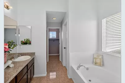 9285 Sierra River Drive, Elk Grove, CA 95624 - Photo 20
