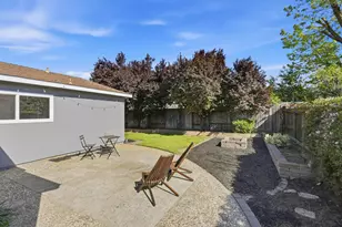 3324 Huntsman Dr, Sacramento, CA 95826 - Photo 38