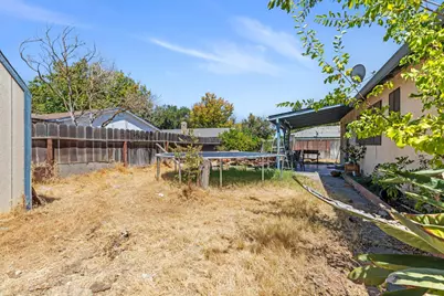 1805 Glaston Avenue, Modesto, CA 95350 - Photo 14