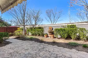 2160 Arlington Dr, Roseville, CA 95747 - Photo 38