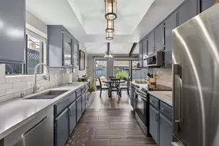 1211 Alder Tree Wy, Sacramento, CA 95831 - Photo 18