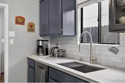 1211 Alder Tree Way, Sacramento, CA 95831 - Photo 18