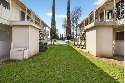 1962 Edwards Avenue, Merced, CA 95340 - Photo 8