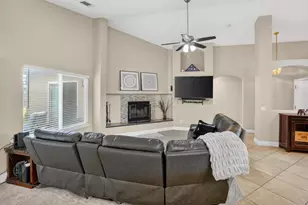 1021 Marina Bay Ct, Galt, CA 95632 - Photo 6