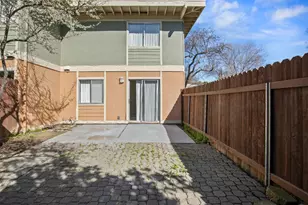 1560 Drake, Davis, CA 95616 - Photo 14