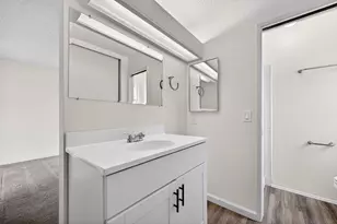 5717 Mt Hood Ct, Sacramento, CA 95842 - Photo 48