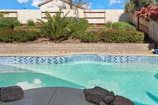 1384 Walden Dr, Folsom, CA 95630 - Photo 42