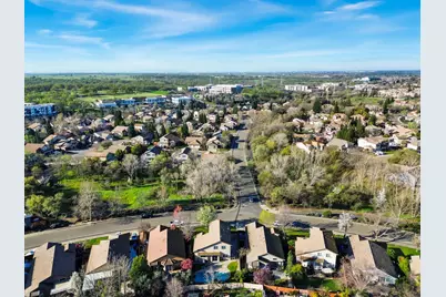 1384 Walden Drive, Folsom, CA 95630 - Photo 48