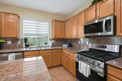 2136 Catherwood Way, Sacramento, CA 95835 - Photo 12