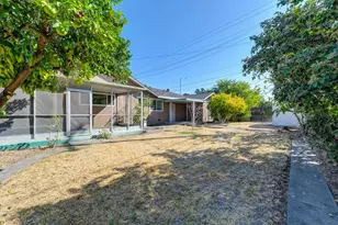 1056 Entrada Rd, Sacramento, CA 95864 - Photo 50