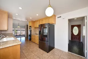 1056 Entrada Rd, Sacramento, CA 95864 - Photo 26
