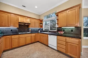 4132 Eunice Way, Sacramento, CA 95821 - Photo 16