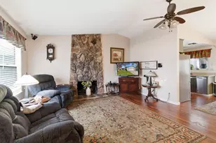 7337 Verdugo Way, Sacramento, CA 95842 - Photo 4