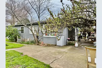 921 Rivera Drive, Sacramento, CA 95838 - Photo 8